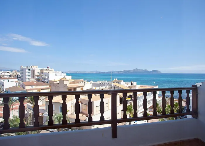 Galaxia Boutique Hotel *