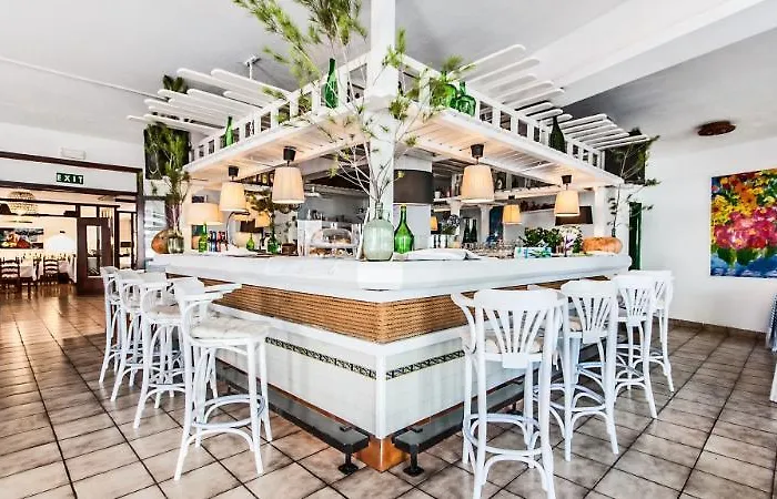 Galaxia Boutique Hotel *